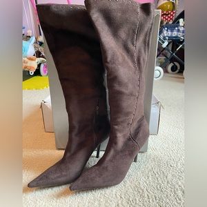 Jessica Simpson chocolate stretch suede boot sz 7.5
